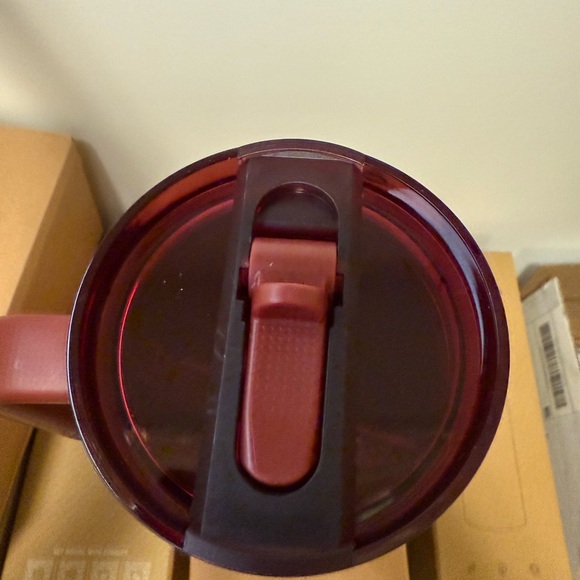 Stanley Matte Red Quencher Tumbler 40oz - Picture 3 of 4